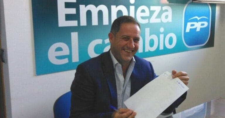 Gustavo Berriel (PP) renuncia a su acta en Antigua y abandona la política