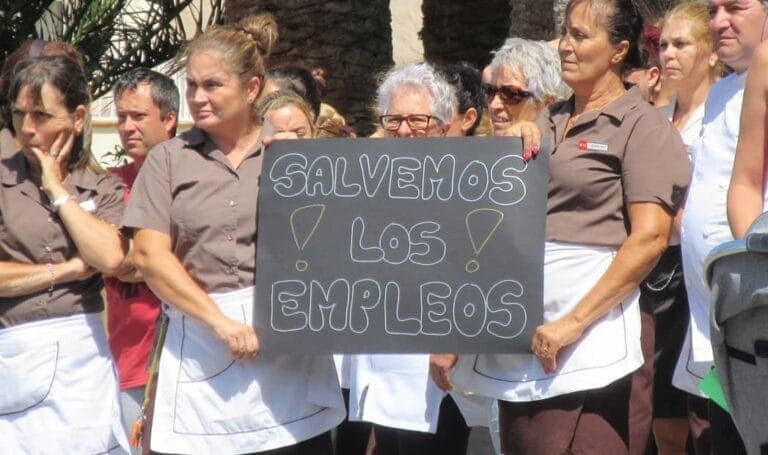 El Parlamento Europeo investigará las trabas burocráticas que padece el Oliva Beach