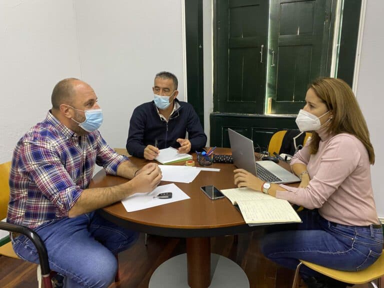 No habrá subida de sueldos: «Mentir en el primer día de oposición deja clara cuál va a ser la estrategia»