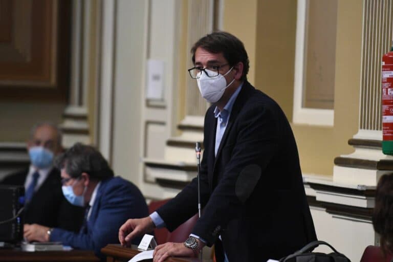 “Los fondos europeos deben dar especial atención a Fuerteventura y Lanzarote”