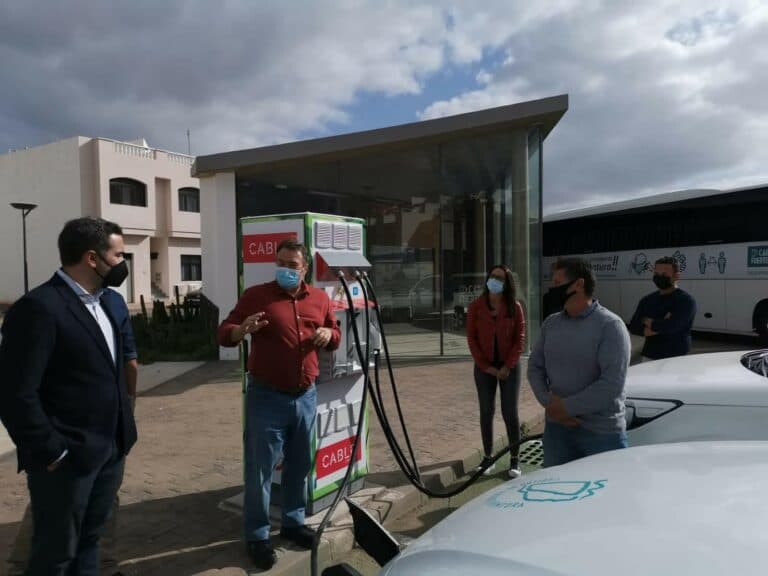 Betancuria y El Cotillo estrenan puntos de recarga rápida para vehículos eléctricos