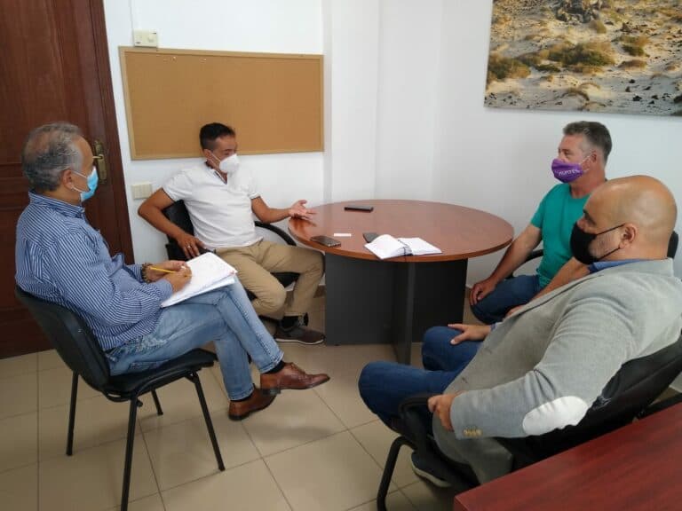 El Cabildo extenderá la conectividad con fibra óptica en Fuerteventura