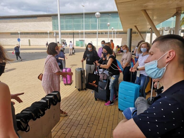 De León recibe a 22 agentes de viaje que recomendarán Fuerteventura en Polonia