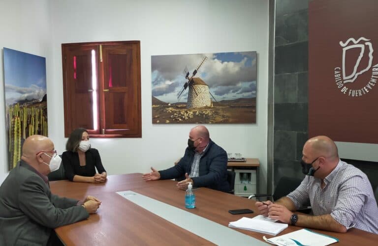 Cabildo y Asofuer ahondan en la colaboración público-privada para activar la recuperación turística