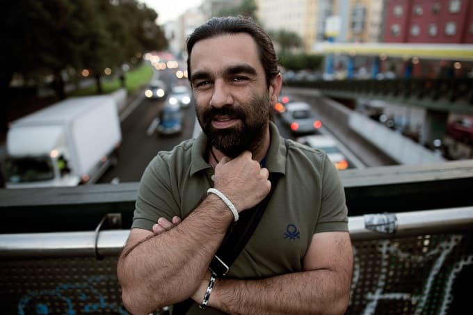 “Ser poeta hoy en día es como ser algo inútil, a la sociedad solo interesa la economía»