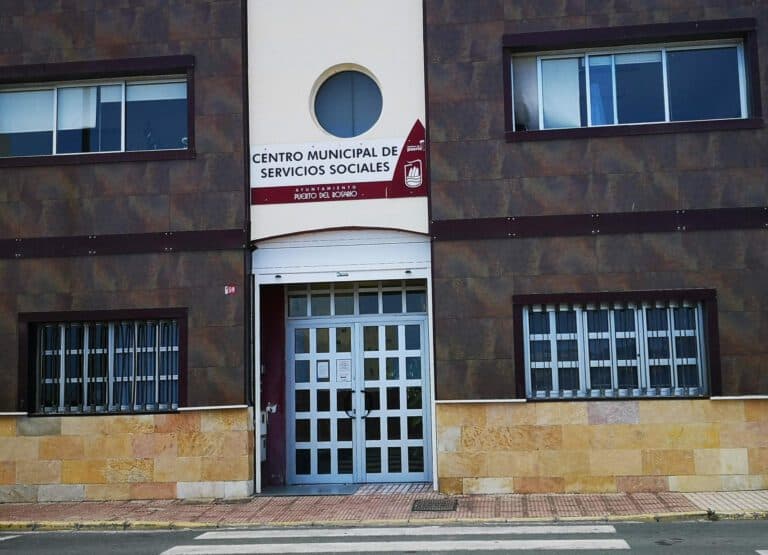 Juan Jiménez: «No se puede hacer política con el drama humano»