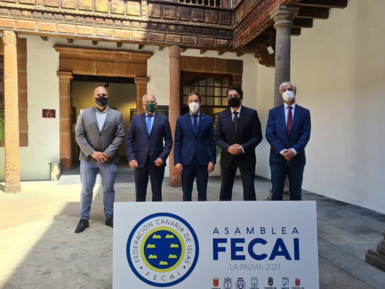 El presidente del Cabildo asiste en La Palma a la Asamblea General de la FECAI