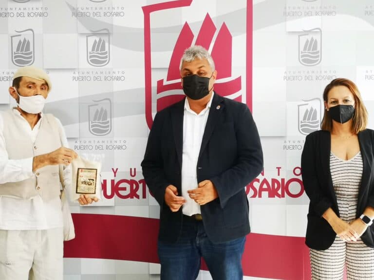 El Ayuntamiento capitalino felicita a Francisco Román por su medalla de plata en Agrocanarias