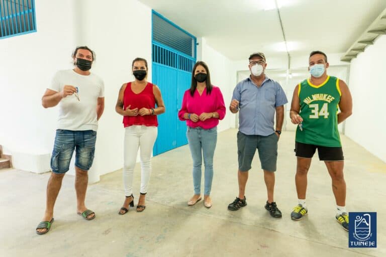 Tuineje entrega locales en el Recinto Ferial de Gran Tarajal a más colectivos del municipio