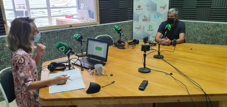 Clavijo asegura que la diversificación del turismo en Canarias pasa por el sector del cine