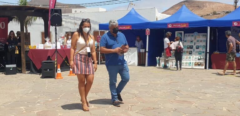Tetir celebra este fin de semana una nueva edición de su tradicional Mercado Artesanal