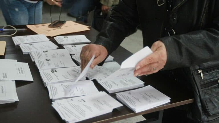 Prisión por excluir de una mesa electoral a un ciudadano por llamarse Alí en Fuerteventura