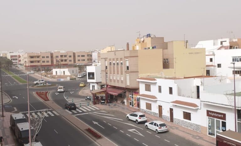 Sanidad recomienda evitar la exposición prolongada en el exterior por calima