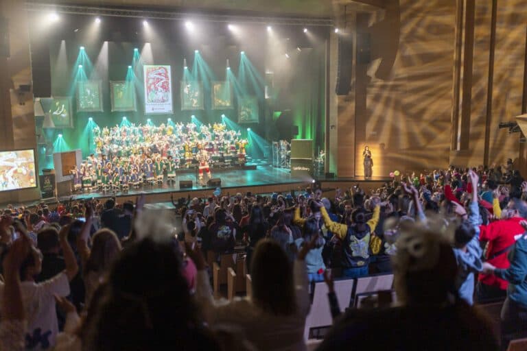 Lleno absoluto para disfrutar del Encuentro de Murgas del Carnaval capitalino