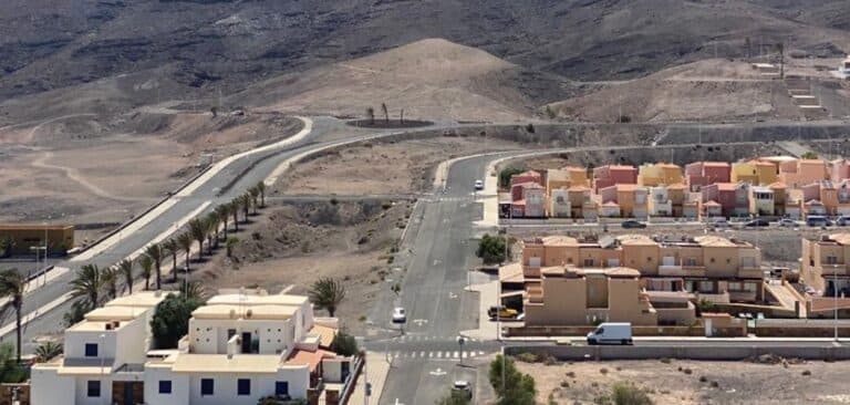 AMF Tuineje lleva de nuevo al pleno la «urgencia» de ceder el suelo del Aceitún para el CIFP de la Comarca Sur