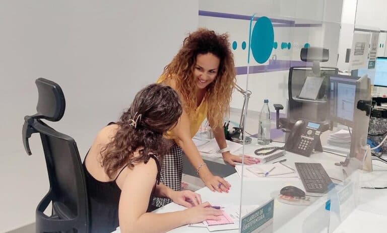 Bucles magnéticos mejorarán la integración de las personas sordas en el Cabildo
