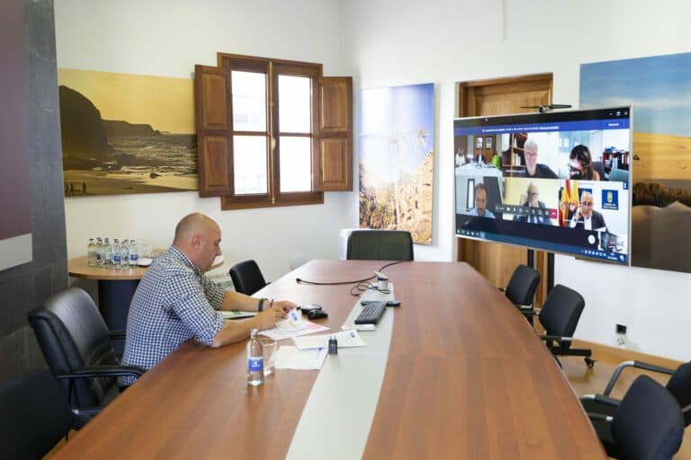 El Gobierno de Canarias debe a los cabildos insulares más de 85 millones de euros