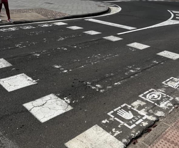 Podemos presenta una moción para el repintado de los pasos de peatones de Caleta de Fuste