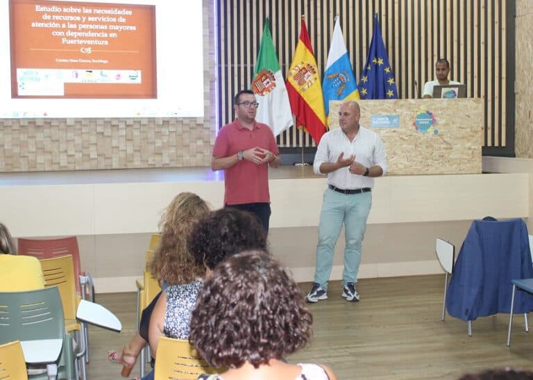 El Cabildo presenta su estudio sobre las necesidades de los mayores con dependencia