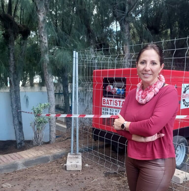 Dunia Álvaro da por terminada la reparación de la avería de agua en Costa Calma