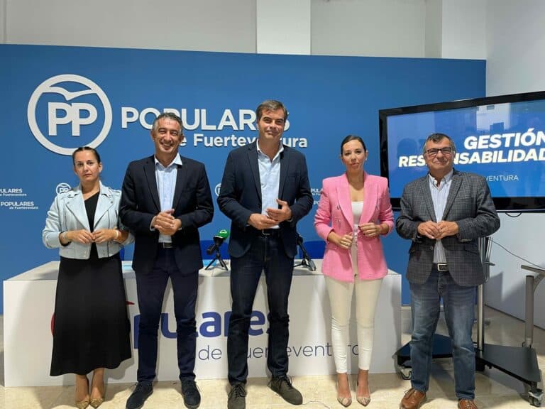 PP plantea una moción de censura en el Cabildo majorero y pide a CC y PSOE «sentarse a hablar»