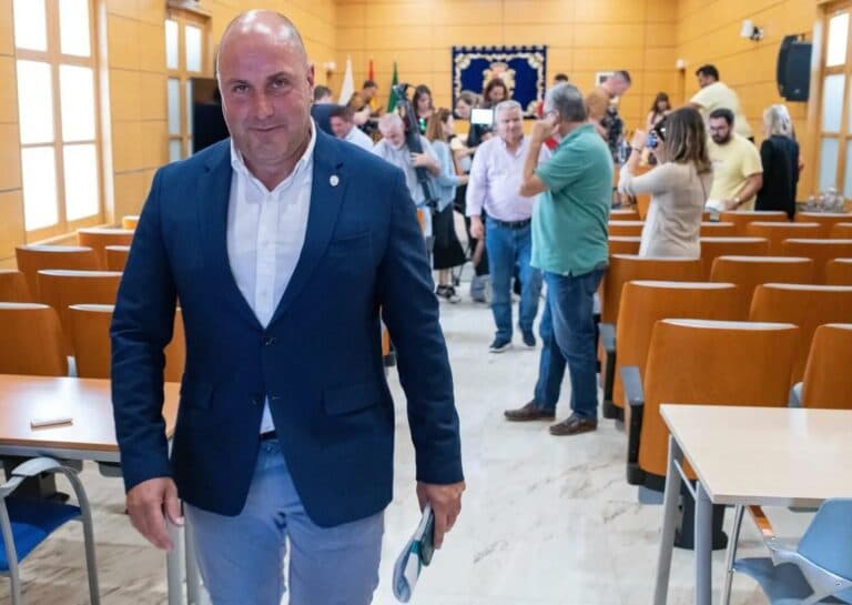 Agonane denuncia al presidente del Cabildo ante la Inspección de Trabajo