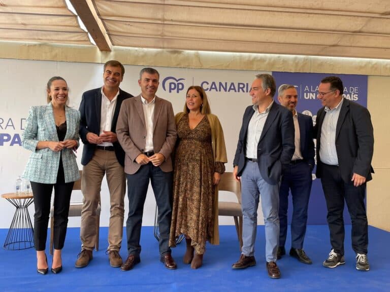 Domínguez: “El que se oponga al desarrollo turístico de Canarias tendrá enfrente al PP”