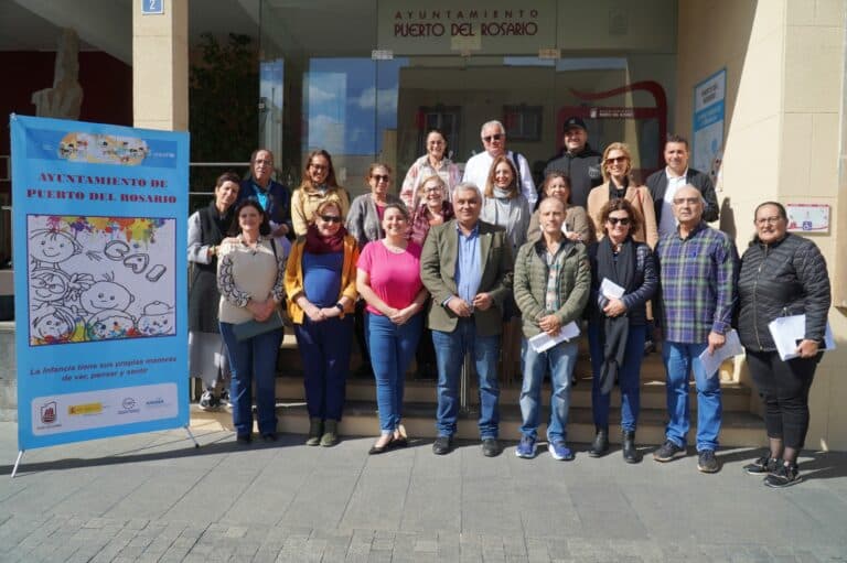 Los niños y niñas del CAI destinan 45.000 € a la mejora de los centros educativos