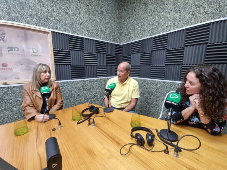 El PSOE logra enterrar a ‘Muerto del Rosario’ y ahora urge a un pacto insular por la vivienda