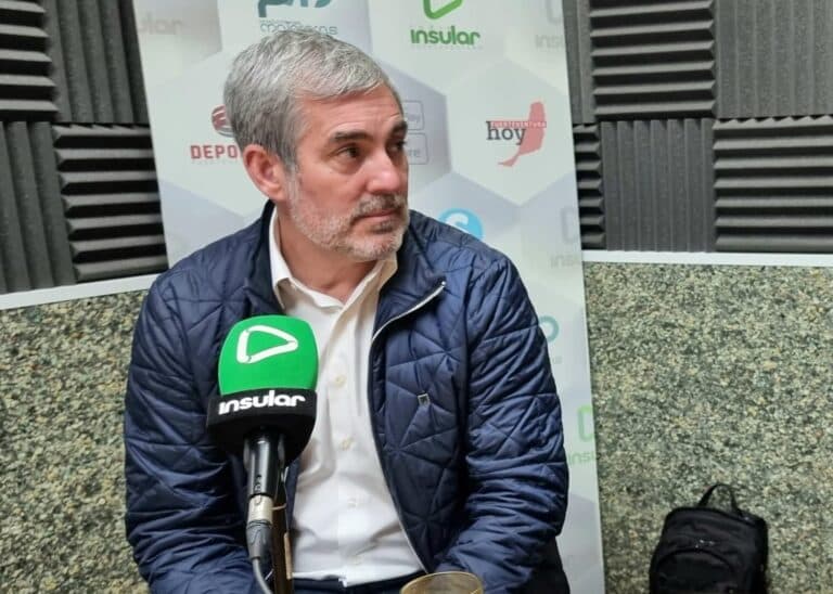 Clavijo: «Ha habido desmayos y sangrados, las aulas no están preparadas para este calor»