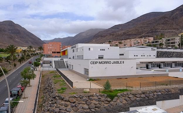 Pájara prepara los centros educativos para el comienzo del nuevo curso escolar