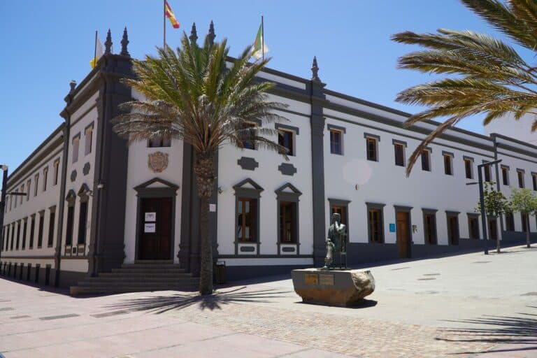 El Cabildo aprueba la ampliación del gasto para mejorar red de regadío de la zona centro-sur