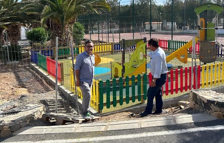 El Ayuntamiento de Pájara culmina las obras del nuevo parque infantil de Ajuy