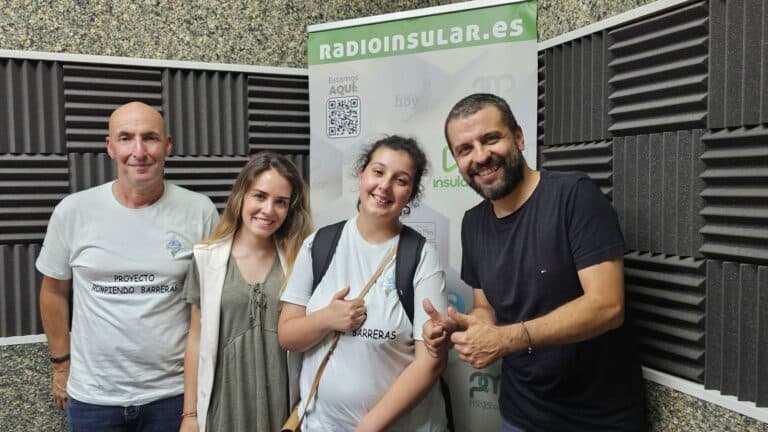 Alumnos de Aula Enclave de Tenerife ‘rompen barreras’ estos días en Fuerteventura