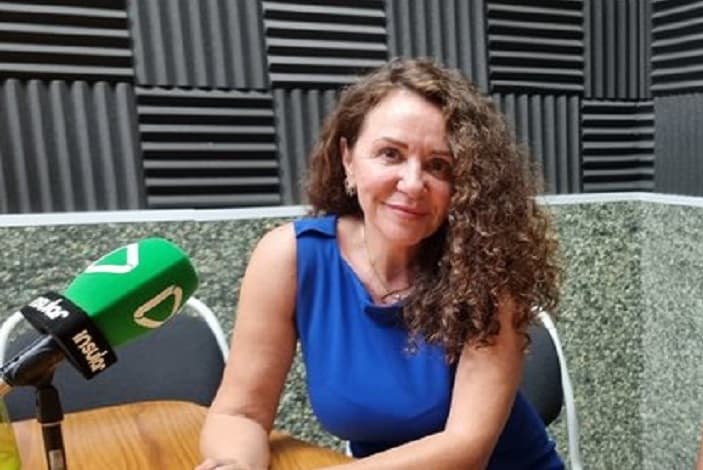 «Estamos trabajando para convertir 126 inmuebles de Playa Blanca en vivienda social»