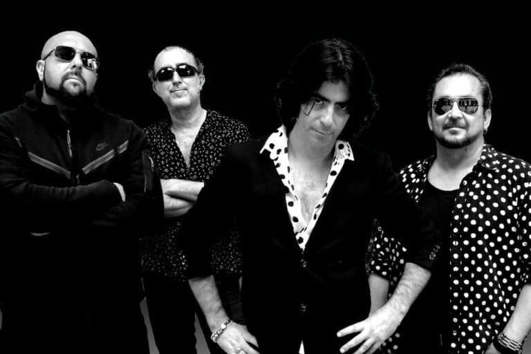 Mejor con Copas y Los Lola, este viernes en los Hornos de Cal de El Charco