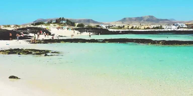 Un hombre de 70 años fallece ahogado en una playa de Fuerteventura