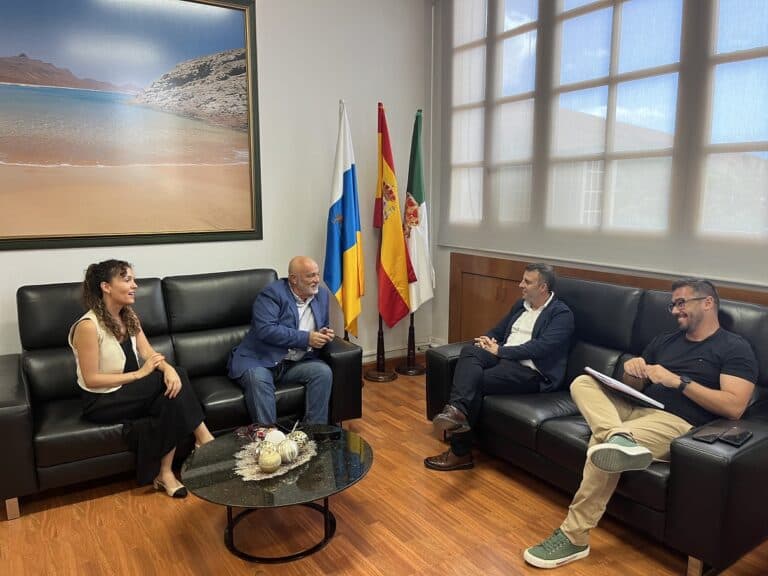 Ayuntamiento y Cámara de Comercio coordinan acciones para apoyar al tejido empresarial de Pájara