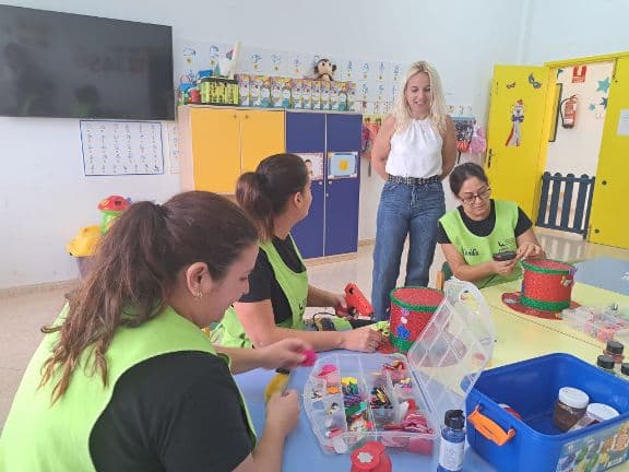 Los pasacalles escolares dan el pistoletazo de salida a los carnavales de Pájara