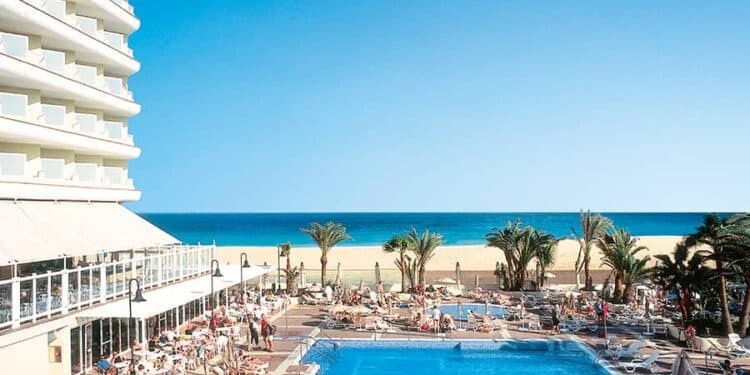 Declaran la caducidad del hotel Oliva Beach y ordenan su demolición