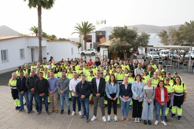 109 trabajadores se incorporan al Ayuntamiento de La Oliva como parte de su Programa de Empleo Social