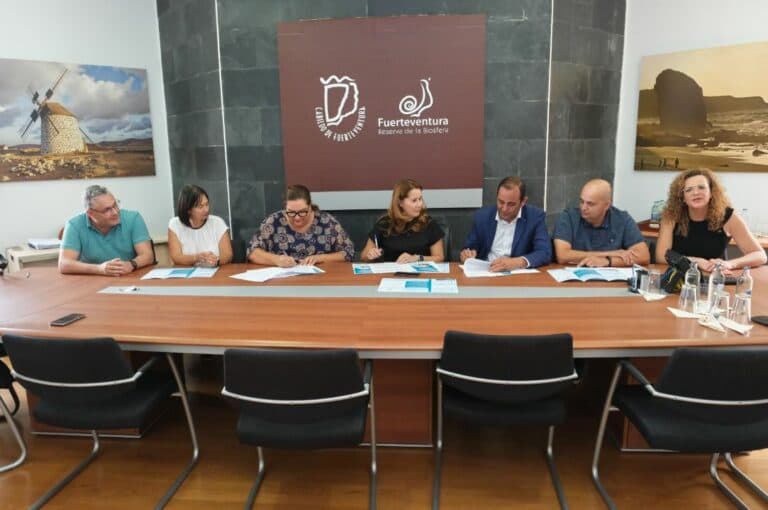 Firmada la disposición de suelo para la futura Residencia Sociosanitaria de Gran Tarajal