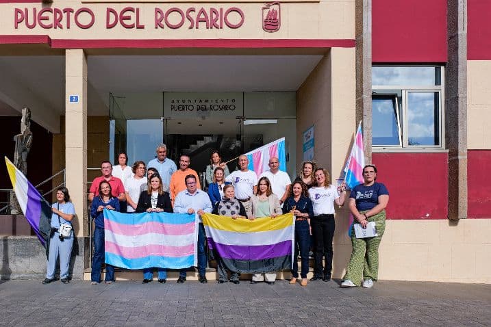 Puerto del Rosario conmemora el Día de la Visibilidad Trans con la lectura de un manifiesto