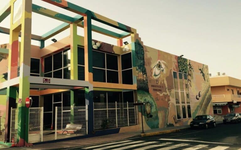 ‘Mujeres que escriben con el viento’ llega a la Biblioteca Feminista Lorenza Machín