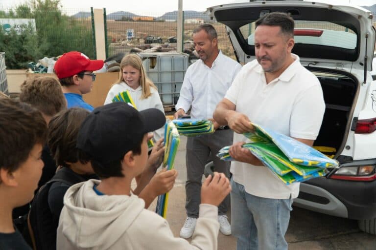 El alumnado majorero aprende el buen uso de los residuos