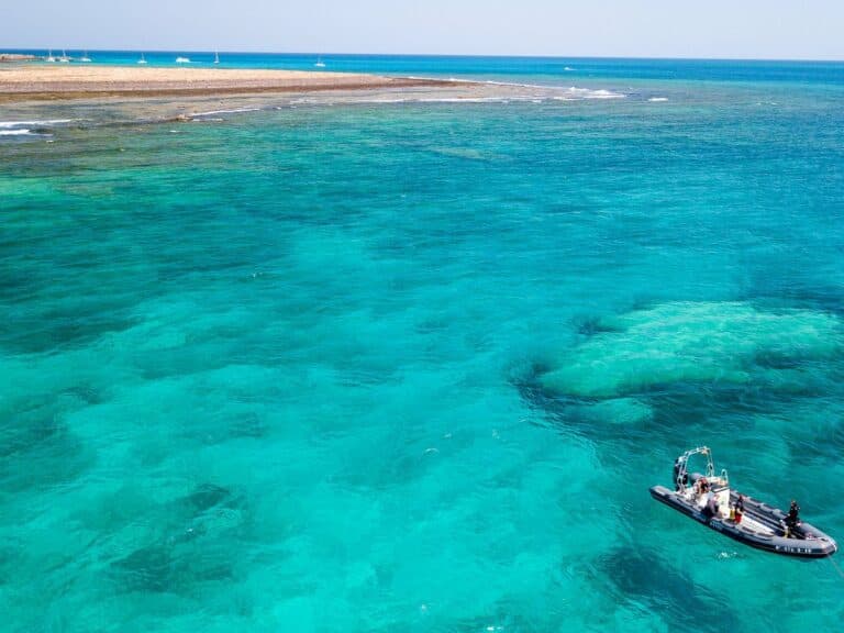 Fallece un varón en un accidente de buceo en Corralejo