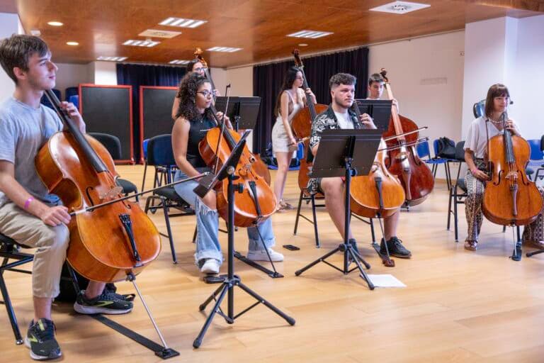 40 jóvenes músicos de la JOCAN se reúnen en Fuerteventura para iniciar los ensayos de la nueva gira
