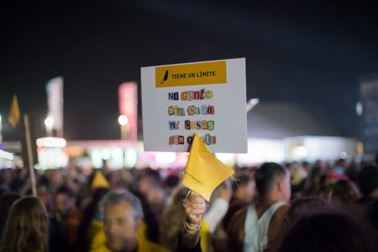 Activistas Exigen Condiciones de Vida Dignas en el FEM 2024