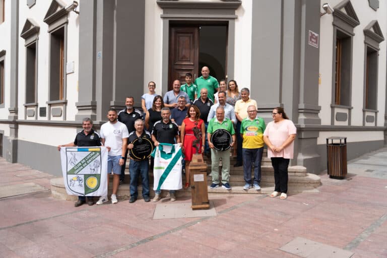 El Cabildo reconoce al Unión Antigua y CL Maxorata tras la final del Torneo DISA Gobierno de Canarias