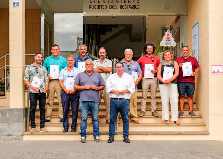 Nueve nuevas licencias de Taxi PMR en Puerto del Rosario